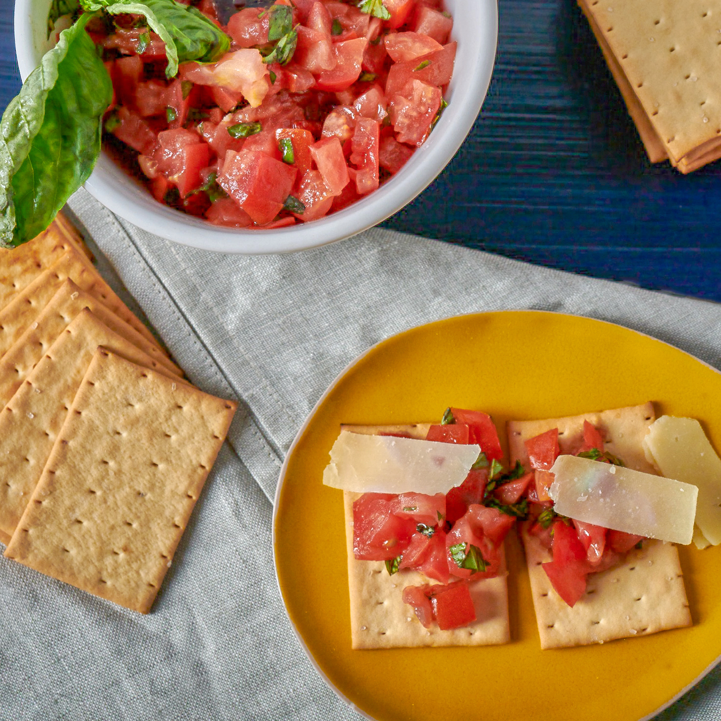 Snack Pack, Hors d'Oeuvre Crackers, Olive Oil & Sea Salt - 4 Cracker Pack, 45 Packs Per Case