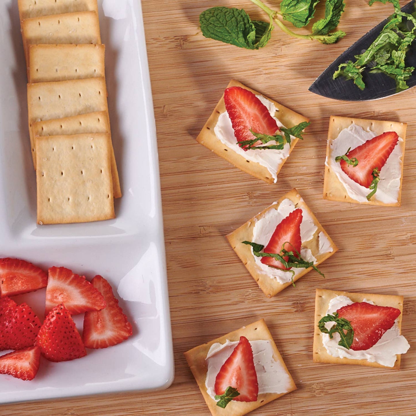 Olive Oil & Sea Salt Snack Crackers