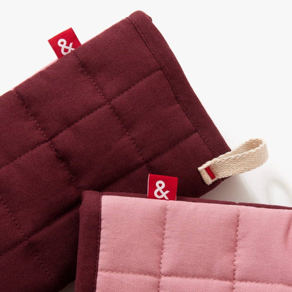 Rhubarb Oven Mitt