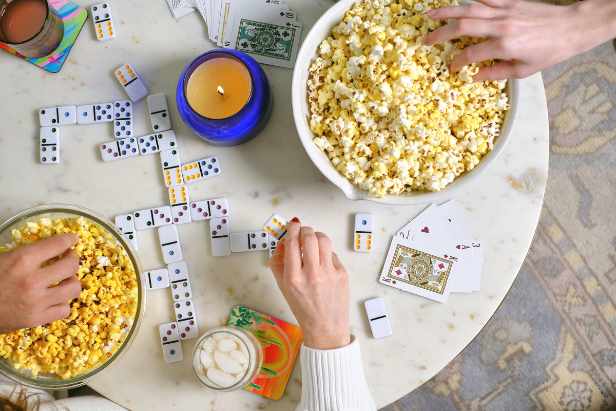 6lb Bag of Medium Yellow Popcorn