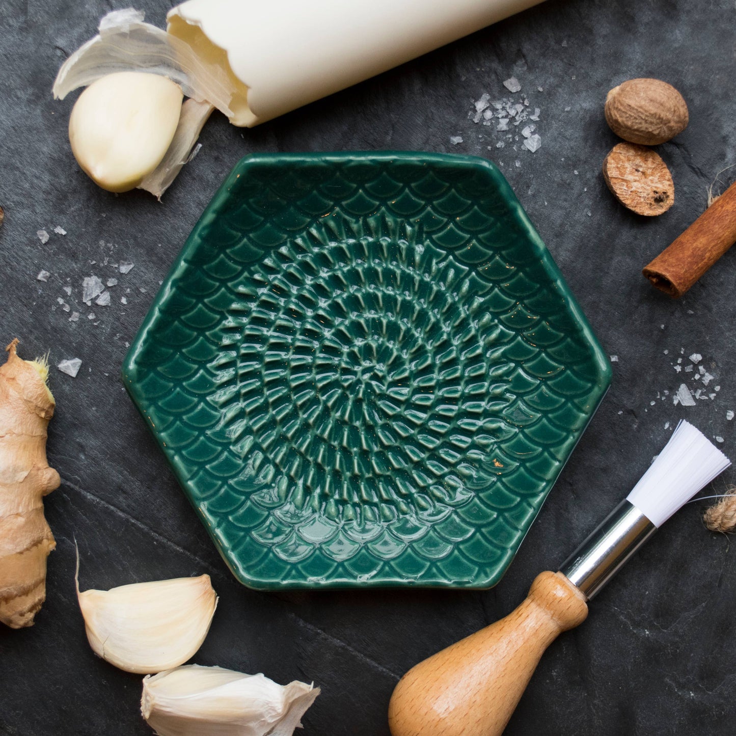 Grater Plate with Peeler and Brush, Emerald Green