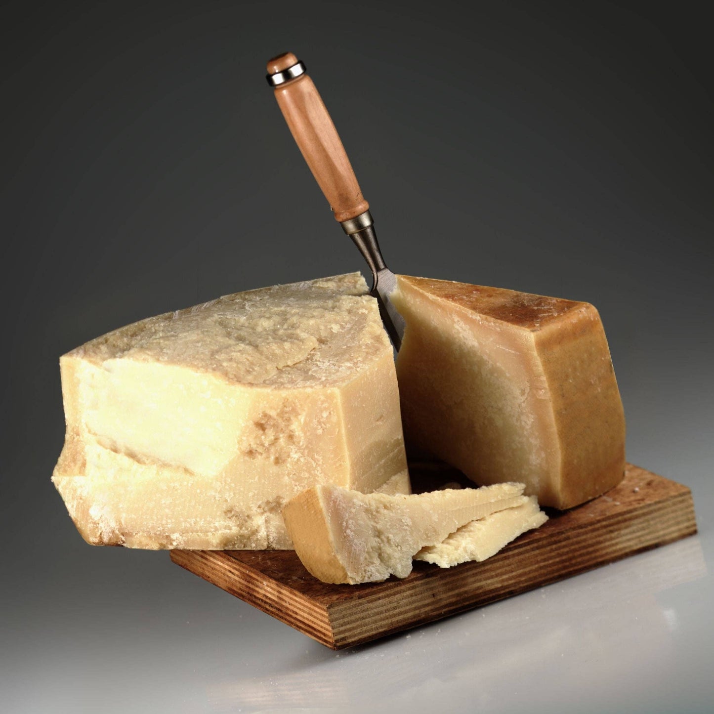 Parmigiano Reggiano DOP Mitica® 36 months: 7 Ounces