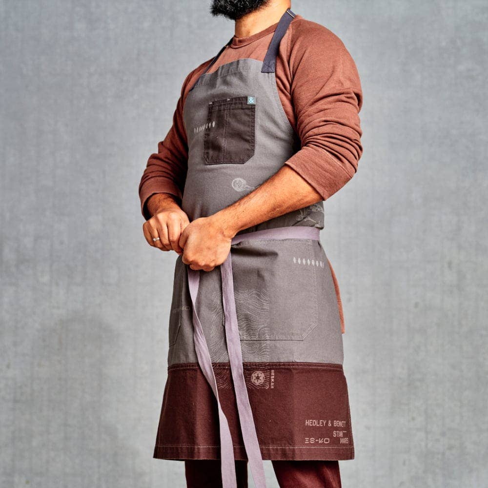 The Essential Apron, STAR WARS™ Mandalorian™