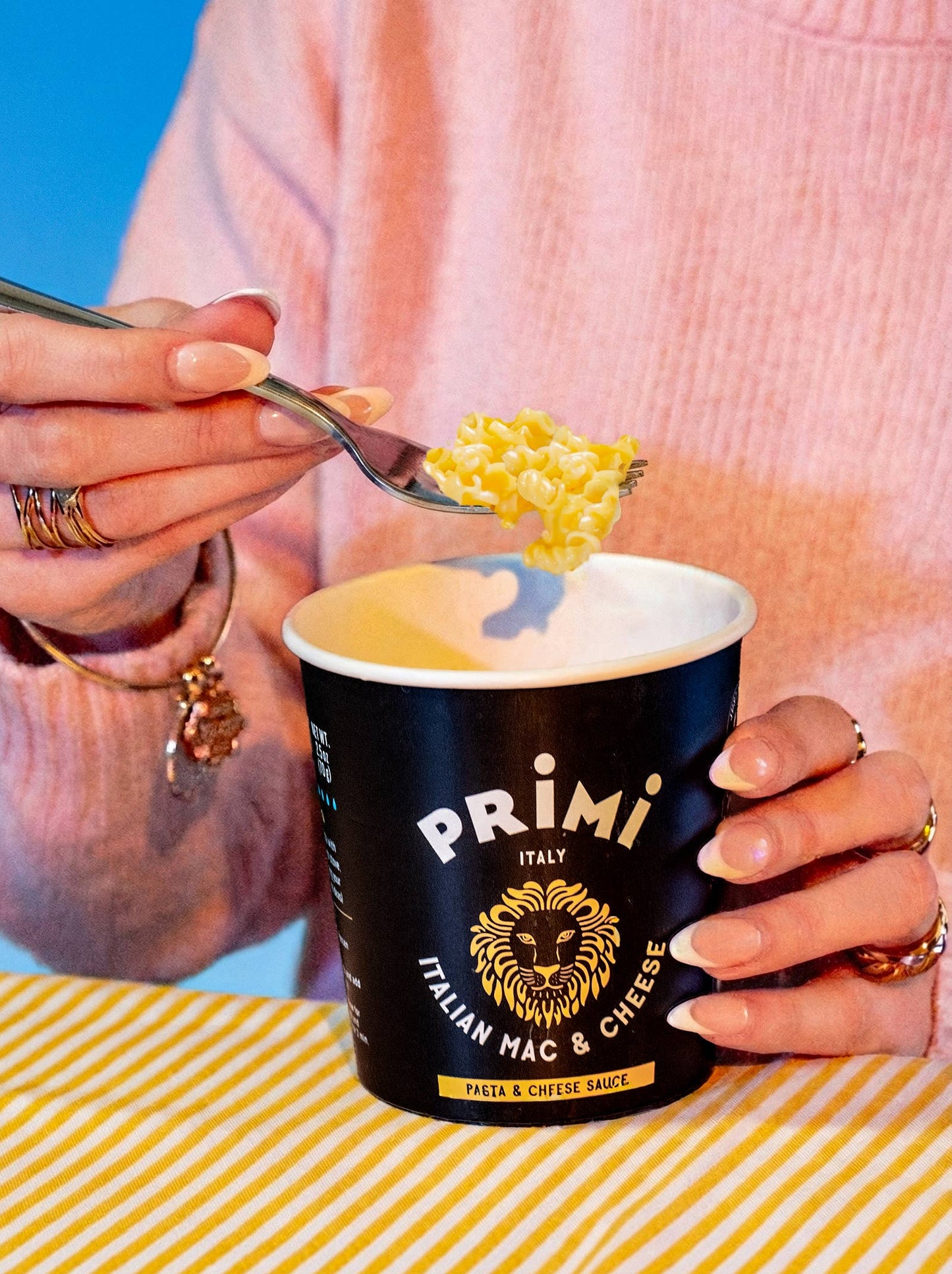 Primi Italian Mac and Cheese Pasta Cup