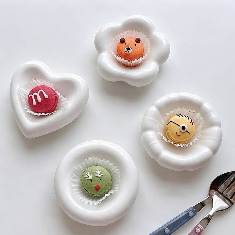 Minimalist Mini Ceramic White Dish: Round / One Size