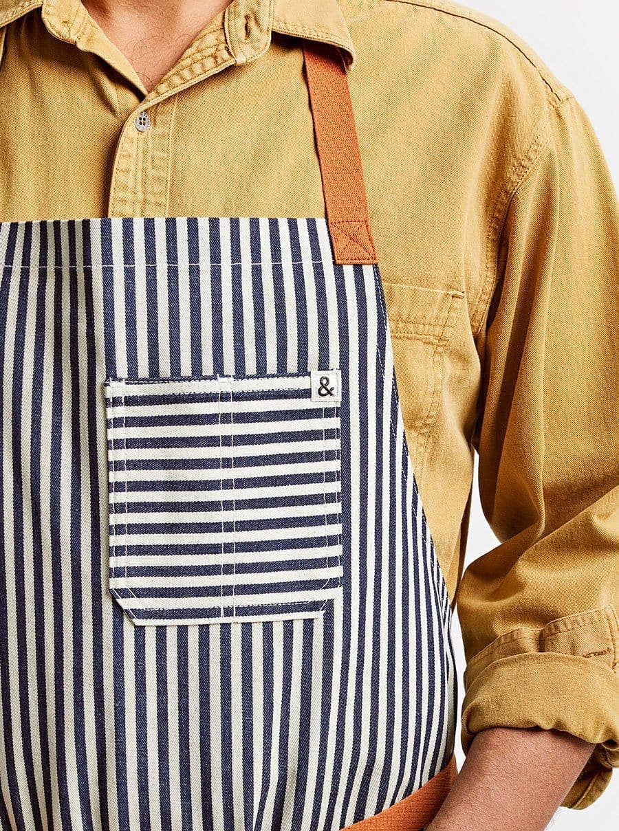 The Essential Apron, Palm