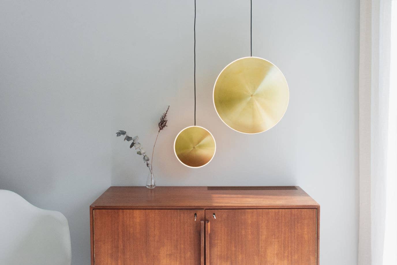 GRAYPANTS Chrona Brass Dish Pendant Lights (Vertical)