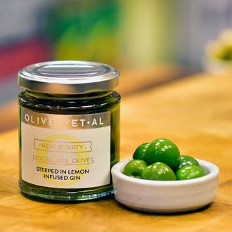 Neat & Dirty Lemon Infused Gin & Olives, 165g